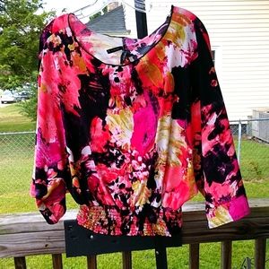 New Directions Flared Sleeves Crop Top Elastic at Waist Size Small